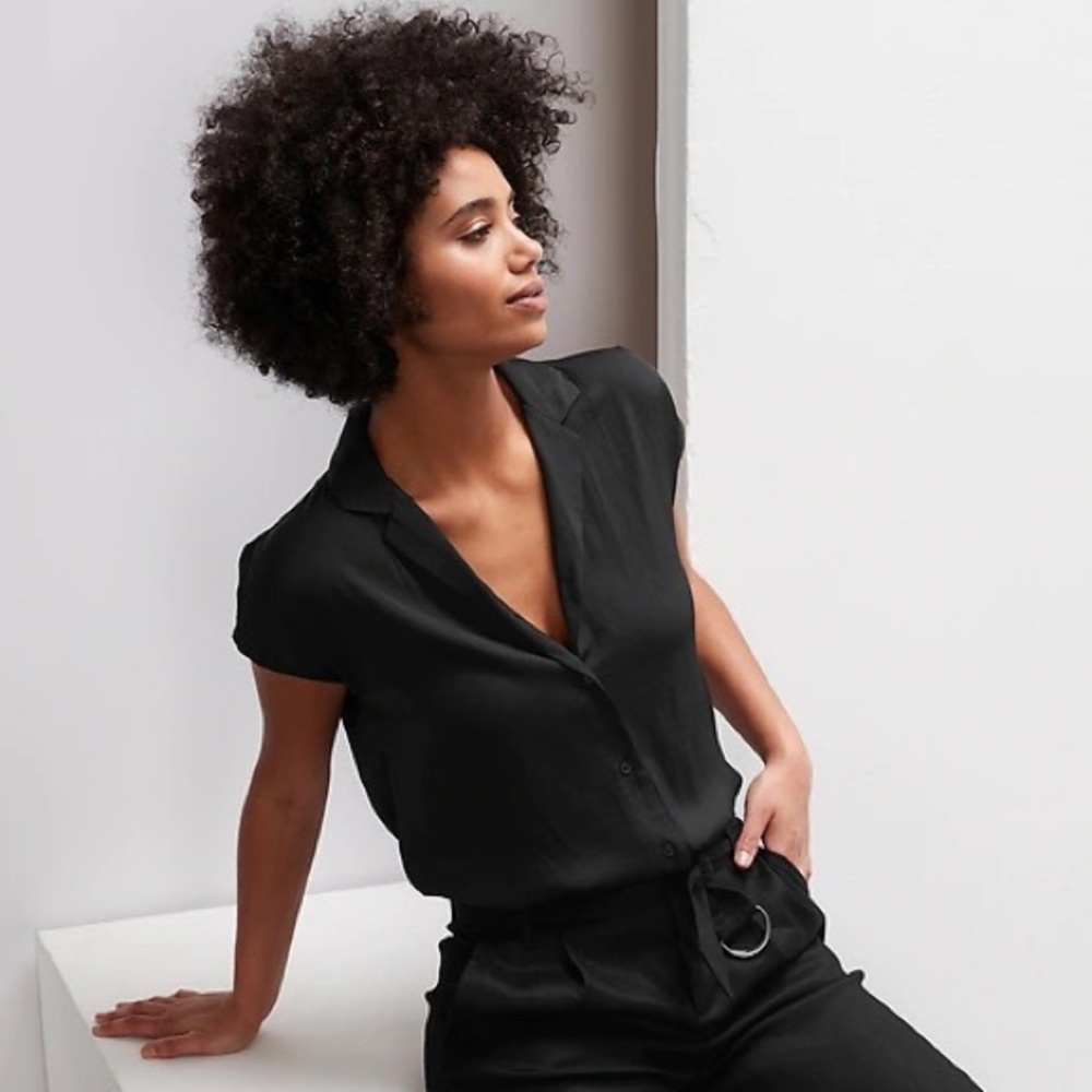 Banana Republic Resort Shirt with Cap Sleeves